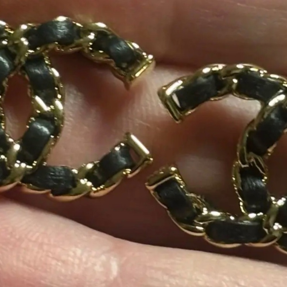 Authentic Chanel Gold and Black Lambskin Leather Interlocked CC Earrings $1825 - Picture 3 of 7